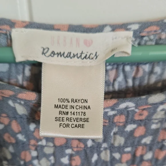 URBAN Romantics Blue and Pink Patterned Blouse - Picture 2 of 4